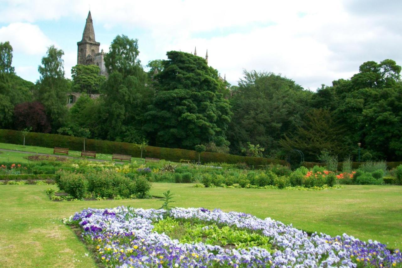 Carnegie Holiday Cottage Dunfermline Eksteriør bilde
